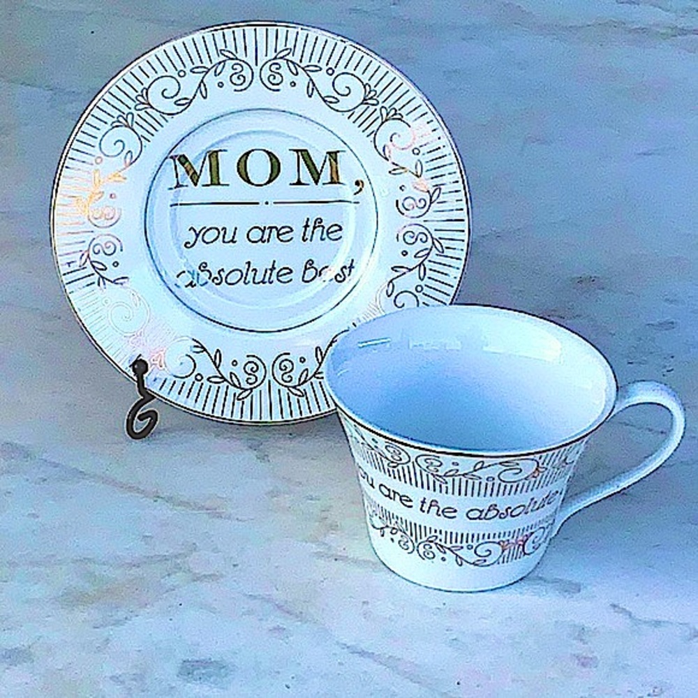 222 FIFTH BEST MOM FOOTED CUP SAUCER SET NEW METALLIC GOLD